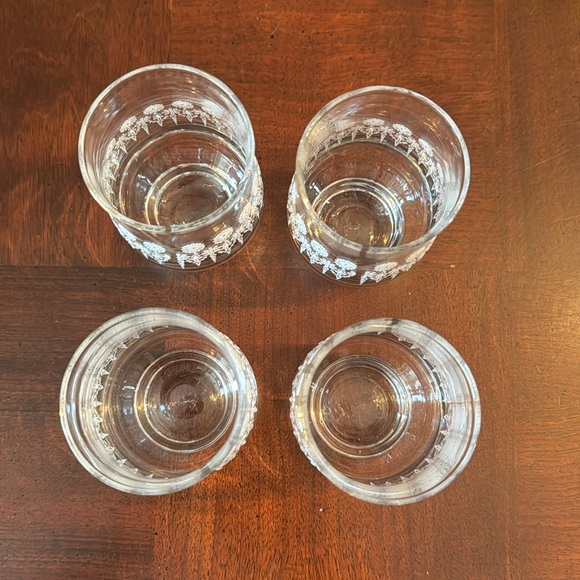 70's Vintage Set of 4 Dominion Glass Floral White and Clear Kitchen Glasses Bar - Picture 2 of 6